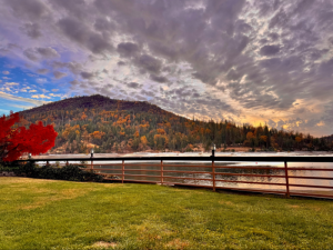 Embrace the Colors: Your Perfect Autumn Vacation at Bass Lake